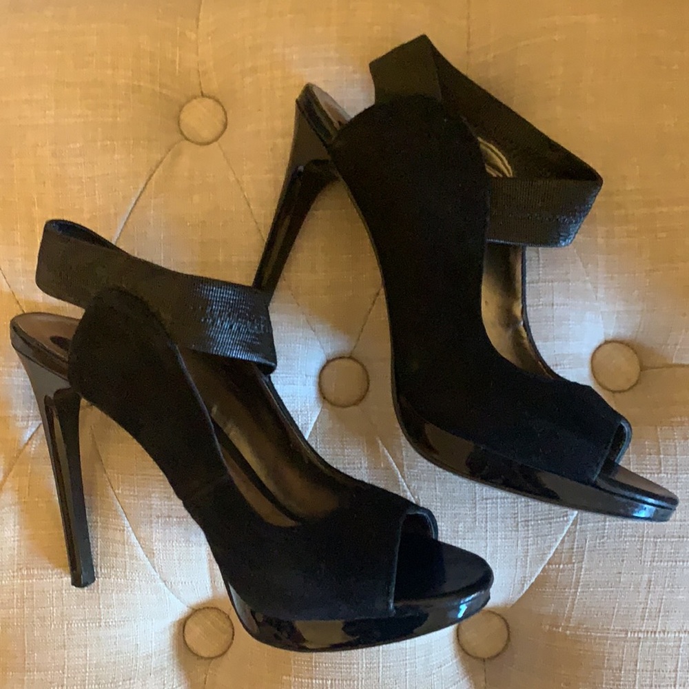 Black suede Carlos Santana Heels size 6.5